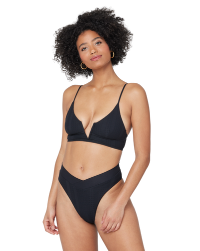 L*SPACE POINTELLE SIREN BIKINI TOP IN FULLER BUST D AND DD CUP SIZING